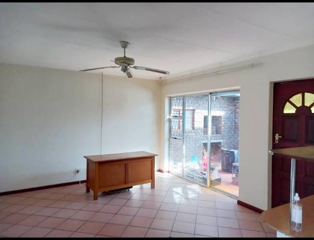 2 BEDROOM TOWNHOUSE RENTED IN WESTERING